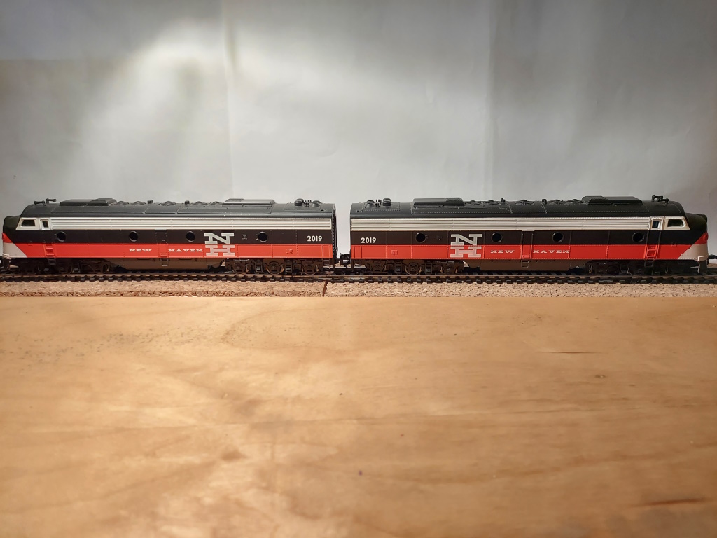 Coppia locomotori EMD-8