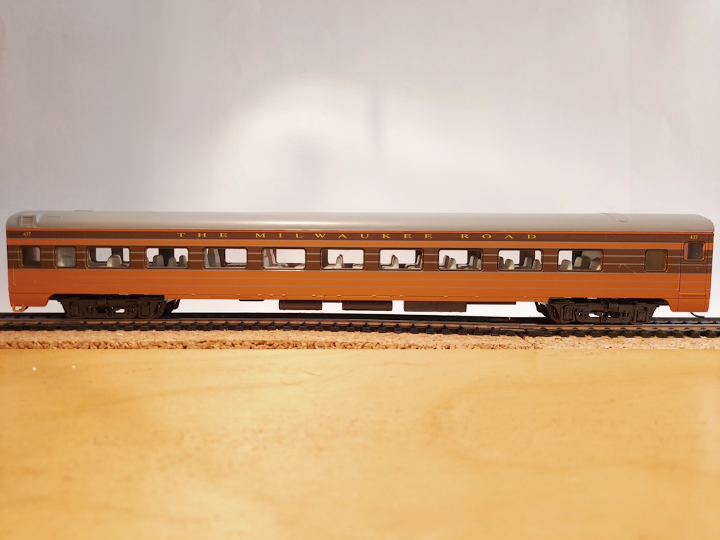 Carrozza Chair Coach smooth side Milwaukee Road