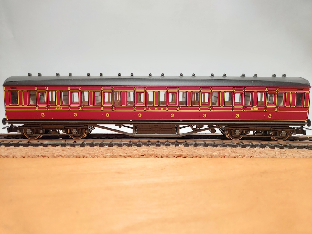 Carrozza passeggeri LMS