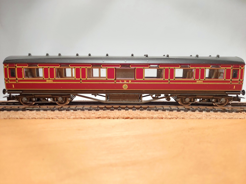 Carrozza passeggeri LMS