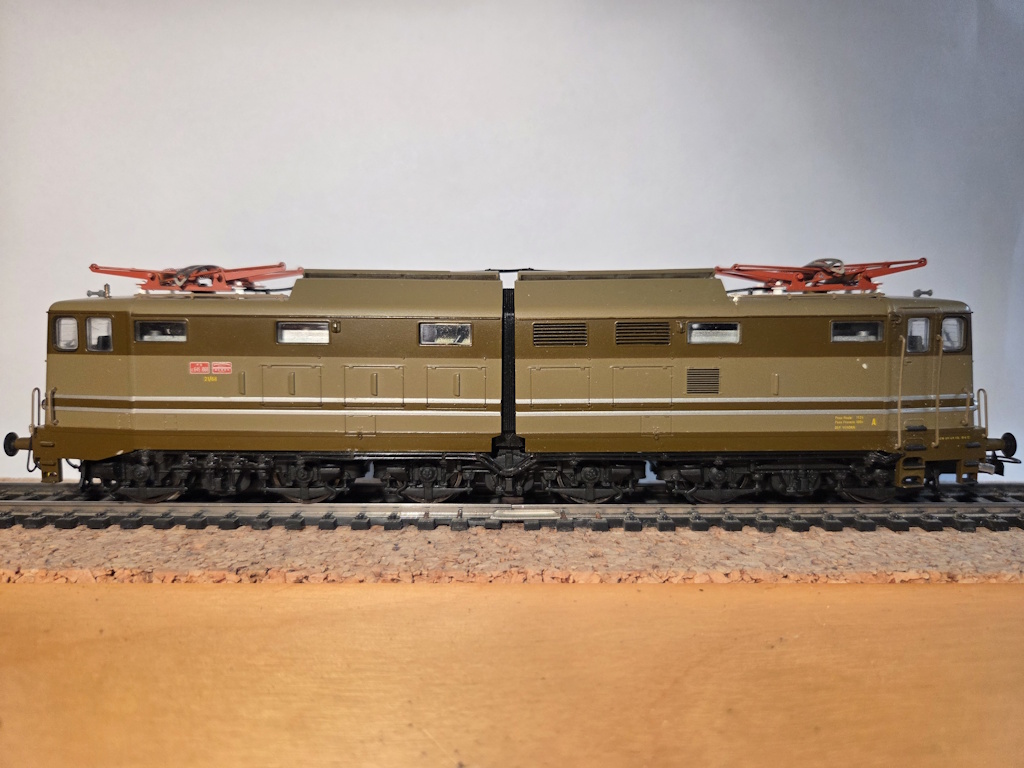 E645-068